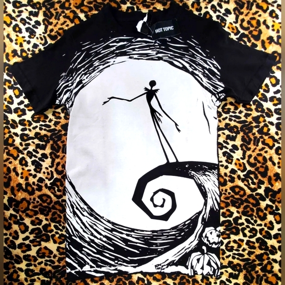 Disney Other - Nightmare Before Christmas Jack Skellington Spiral hill Black Tshirt Size XS